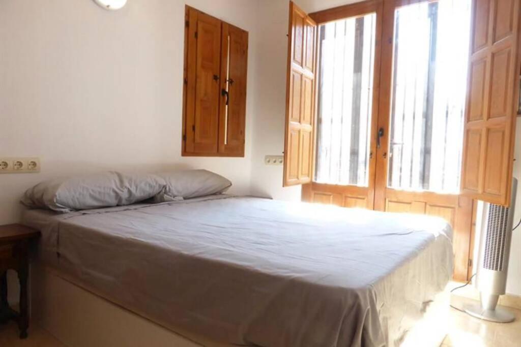 The Secret Garden Villa Alicante Ngoại thất bức ảnh